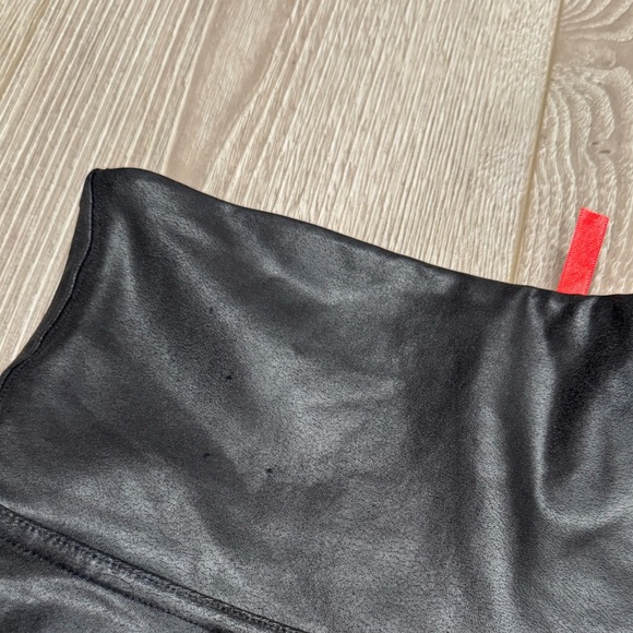 Spanx Assets Red Hot Faux Leather Leggings - Picture 3 of 5